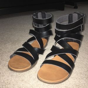 Old Navy Black Sandals